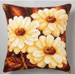 Coussin point de croix Vervaco Trio de fleurs blanches