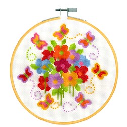kit Point de croix DMC Papillons et fleurs aux couleurs vives