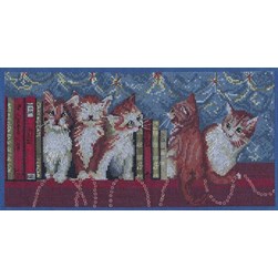 kit Point de croix DMC Chatons sur l'étagère de livres