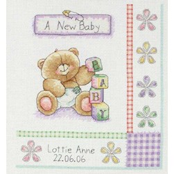 Broderie naissance Anchor Mon ourson joue avec les cubes