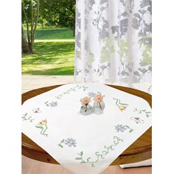kit Nappe - Broderie Point de Croix imprimée Avila Des fleurs du jardin