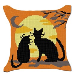 Coussin au demi point Luc Création Silhouette de chats sous le soleil