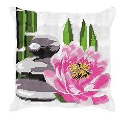 Coussin au demi point Luc Création Nénuphare rose