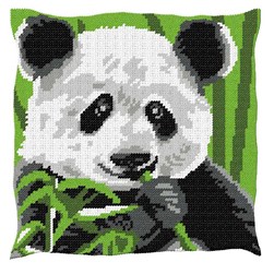 Coussin au demi point Luc Création Le bambou du panda