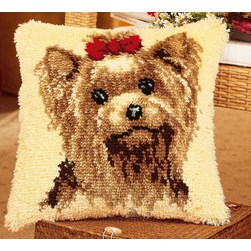 Coussins Point Noue Vervaco Le nœud rouge de mon Yorkshire