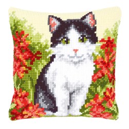 Coussin point de croix Vervaco Chaton dans les fleurs
