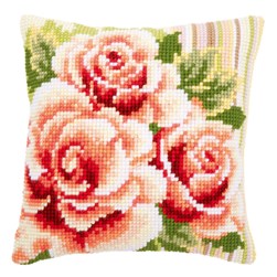 Coussin point de croix Vervaco Roses épanouies pêche