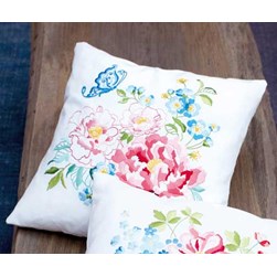 Coussin broderie Traditionnelle Vervaco Harmonie et papillon