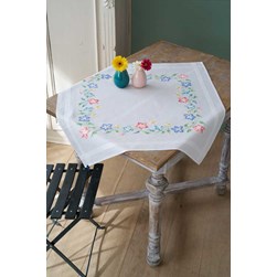 kit Nappe - Broderie Point de Croix imprimée Vervaco Fleura roses - Fleurs