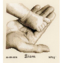 Broderie naissance Vervaco Son petit pied dans ma main