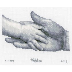 Broderie naissance Vervaco La te,dresse de la main paternelle