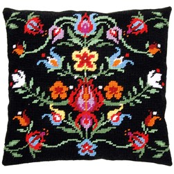 Coussin point de croix Vervaco Floklore floral joyeux