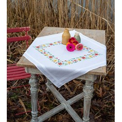 kit Nappe - Broderie Point de Croix imprimée Vervaco Fraîcheur florale