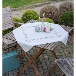 kit Nappe - Broderie Traditionnelle Vervaco Des fleurs au printemps