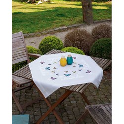 kit Nappe - Broderie Point de Croix imprimée Vervaco Papillons légers